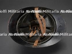 Belgique, lot de trois casques Adrian de sapeurs-pompiers, dont un de Bruxelles. Belgium, set of three Adrian firefighter helmets, including one from Brussels. — photo 9