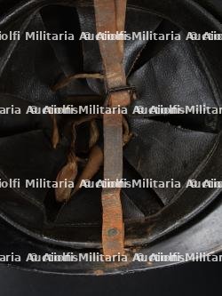 Belgique, lot de trois casques Adrian de sapeurs-pompiers, dont un de Bruxelles. Belgium, set of three Adrian firefighter helmets, including one from Brussels. — miniature 10