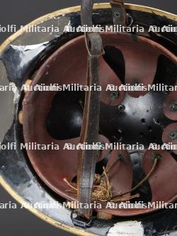Belgique, lot de trois casques de sapeurs-pompiers. Belgium, set of three firefighter helmets. — miniature 12