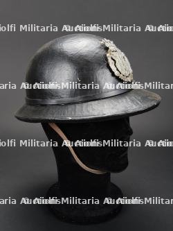 Belgique, casque de la ville d'Anvers (Antwerpen). Belgium, helmet from the city of Antwerp (Antwerpen). — photo 2