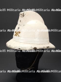 Belgique, casque de diacre ou d'aumonier des sapeurs-pompiers. Belgium, firefighter deacon's or chaplain's helmet. — photo 1