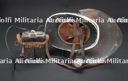 Belgique, lot de deux casques Levior a equipements speciaux. Belgium, set of two Levior helmets with special equipment. — photo 12