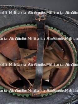 Belgique, lot de deux casques de sapeurs-pompiers de Bruxelles. Belgium, set of two Brussels firefighter helmets. — photo 12