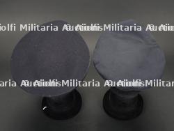 Belgique, lot de cinq coiffures de sapeurs-pompiers. Belgium, set of five firefighter headpieces. — photo 6