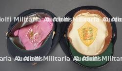 Belgique, lot de cinq coiffures de sapeurs-pompiers. Belgium, set of five firefighter headpieces. — photo 7