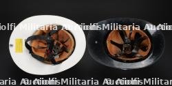 Belgique, lot de quatre casques de sapeurs-pompiers des annees 1980-1990, dont un de Liege. Belgium, set of four 1980s–1990s firefighter helmets, including one from Liege. — miniature 10