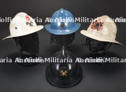 Belgique, lot de quatre casques de sapeurs-pompiers des annees 1980. Belgium, set of four 1980s firefighter helmets.