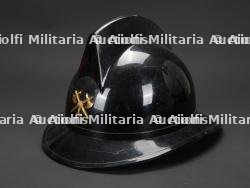Belgique, lot de quatre casques de sapeurs-pompiers des annees 1980. Belgium, set of four 1980s firefighter helmets. — photo 16