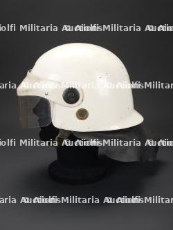 Belgique, casque de sapeur-pompier avec eclairage integre. Belgium, firefighter helmet with integrated lighting. — miniature 5