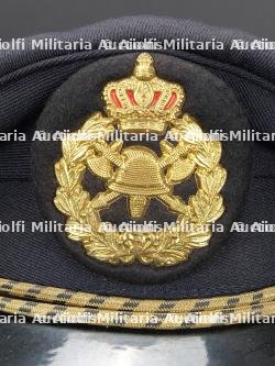 Belgique, lot de six coiffures de sapeurs-pompiers. Belgium, set of six firefighter headpieces. — photo 3