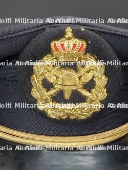 Belgique, lot de six coiffures de sapeurs-pompiers. Belgium, set of six firefighter headpieces. — photo 4
