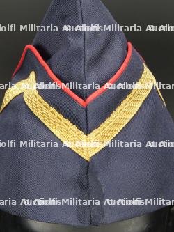 Belgique, lot de six coiffures de sapeurs-pompiers. Belgium, set of six firefighter headpieces. — photo 5