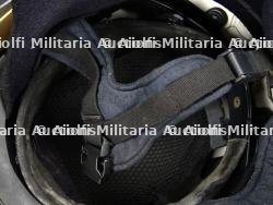 Belgique, lot de deux casques des annees 2000 des sapeurs-pompiers d'Aubange. Belgium, set of two 2000s Aubange firefighter helmets. — miniature 18