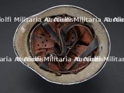 Benelux, casques de sapeurs-pompiers. Benelux, firefighter helmets. — miniature 8