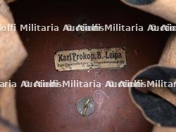 Boheme-Moravie, casque de sapeur-pompier du debut du XXe siecle. Bohemia-Moravia, early 20th-century firefighter helmet. — photo 10