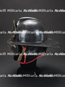 Canada, lot de deux casques de pompiers de Quebec et de Montreal. Canada, set of two firefighter helmets from Quebec City and Montreal. — miniature 5