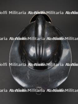 Canada, lot de deux casques de pompiers de Quebec et de Montreal. Canada, set of two firefighter helmets from Quebec City and Montreal. — photo 7
