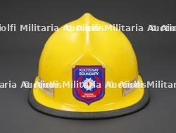 Canada, casque de sapeur-pompier de Kootenay. Canada, Kootenay firefighter helmet. — photo 3