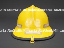 Canada, casque de sapeur-pompier de Kootenay. Canada, Kootenay firefighter helmet. — miniature 7