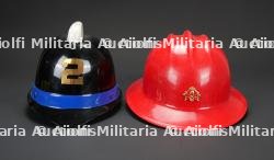 Chili et Argentine, deux casques de sapeurs-pompiers. Chile and Argentina, two firefighter helmets. — miniature 4