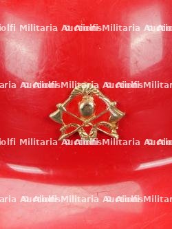 Chili et Argentine, deux casques de sapeurs-pompiers. Chile and Argentina, two firefighter helmets. — miniature 6