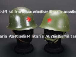 Chine, lot de deux casques de sapeurs-pompiers ou de securite civile. China, set of two firefighter or civil defence helmets. — photo 1