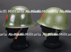 Chine, lot de deux casques de sapeurs-pompiers ou de securite civile. China, set of two firefighter or civil defence helmets. — photo 5