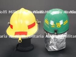 Coree du Sud, lot de deux casques de sapeurs-pompiers. South Korea, set of two firefighter helmets. — miniature 6