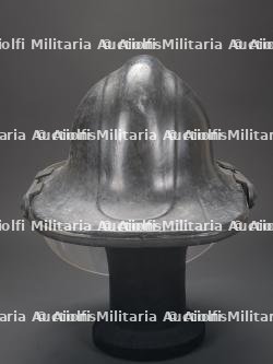 emirats arabes unis, casque de sapeur-pompier. United Arab Emirates, firefighter helmet. — miniature 6