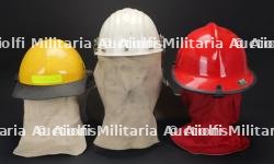 Entreprises privees, cinq casques de sapeurs-pompiers et de services de securite. Private companies, five firefighter and security service helmets. — photo 8