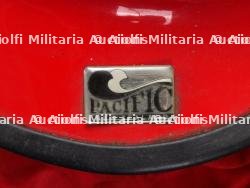 Entreprises privees, cinq casques de sapeurs-pompiers et de services de securite. Private companies, five firefighter and security service helmets. — miniature 9