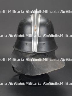 Espagne, casque de sapeur-pompier de Madrid. Spain, Madrid firefighter helmet. — photo 6