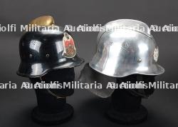 Espagne, lot de deux casques de sapeurs-pompiers. Spain, set of two firefighter helmets. — photo 3
