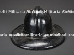 etats-Unis, casque en cuir du service d'incendie de l'armee americaine. United States, leather helmet of the US Army Fire Department. — miniature 6