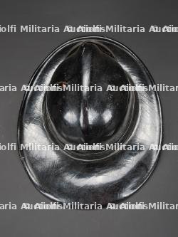 etats-Unis, casque en cuir du service d'incendie de l'armee americaine. United States, leather helmet of the US Army Fire Department. — miniature 7