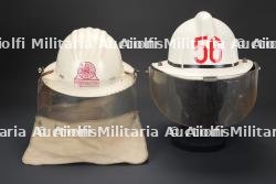 etats-Unis, lot de quatre casques de sapeurs-pompiers des annees 1960 a 1980. United States, set of four firefighter helmets from the 1960s to the 1980s. — miniature 7