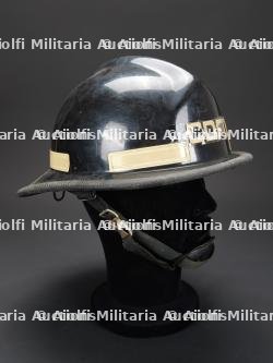 etats-Unis, lot de quatre casques de sapeurs-pompiers des annees 1960 a 1980. United States, set of four firefighter helmets from the 1960s to the 1980s. — miniature 15