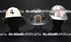 etats-Unis, lot de cinq casques de pompiers et de secouristes. United States, set of five firefighter and rescue helmets. — photo 4