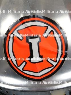 etats-Unis, lot de cinq casques de pompiers et de secouristes. United States, set of five firefighter and rescue helmets. — miniature 9