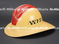 etats-Unis, casque de pompier WFD en fibre de verre. United States, WFD fibreglass firefighter helmet.