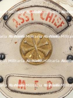 etats-Unis, casque d'Assistant Chief du Milwaukee Fire Department. United States, Milwaukee Fire Department Assistant Chief helmet. — photo 4