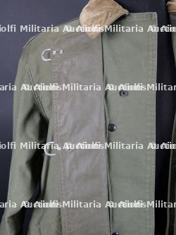etats-Unis, veste de sapeur-pompier militaire de la periode de la guerre du Vietnam. United States, military firefighter's jacket from the Vietnam War period. — photo 8