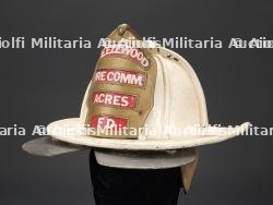 etats-Unis, casque de Fire Commissioner de Breezewood Acres, en Pennsylvanie. United States, Breezewood Acres, Pennsylvania, Fire Commissioner helmet. — photo 1