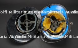 etats-Unis, lot de quatre casques de sapeurs-pompiers des etats du Sud. United States, set of four firefighter helmets from the Southern states. — miniature 10