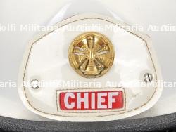 etats-Unis, casque de chef de sapeurs-pompiers americains. United States, American fire chief's helmet. — miniature 4