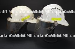 etats-Unis, lot de six casques de sapeurs-pompiers et de secouristes. United States, set of six firefighter and rescue helmets. — photo 5