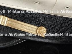 etats-Unis, lot de cinq casquettes a visiere de pompiers. United States, set of five firefighter peaked caps. — miniature 7