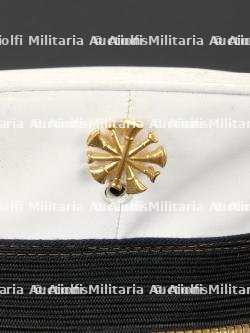 etats-Unis, lot de deux casquettes a visiere et insignes d'officiers de pompiers de Floride. United States, set of two Florida fire officer peaked caps and insignia. — photo 4