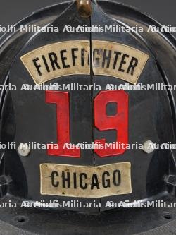 etats-Unis, casque de sapeur-pompier de Chicago. United States, Chicago firefighter helmet. — miniature 4