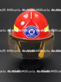 etats-Unis, casque de sapeur-pompier de Seattle. United States, Seattle firefighter helmet. — miniature 3